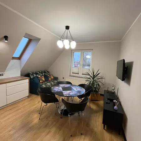 Apartment 50 Metrow Do Plazy Dla 4 Osob Brzezno *