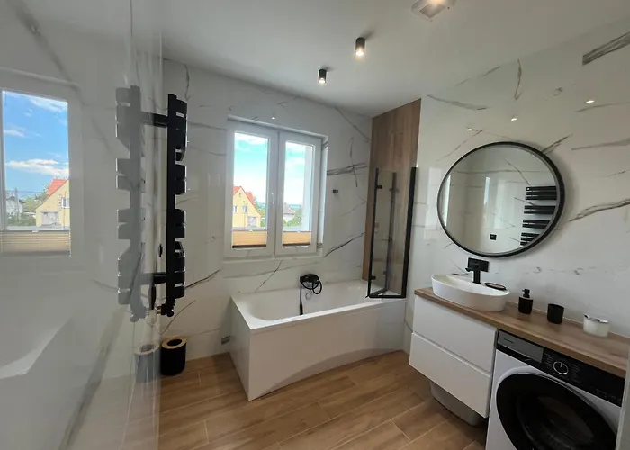 50 Metrow Do Plazy Dla 4 Osob Brzezno *